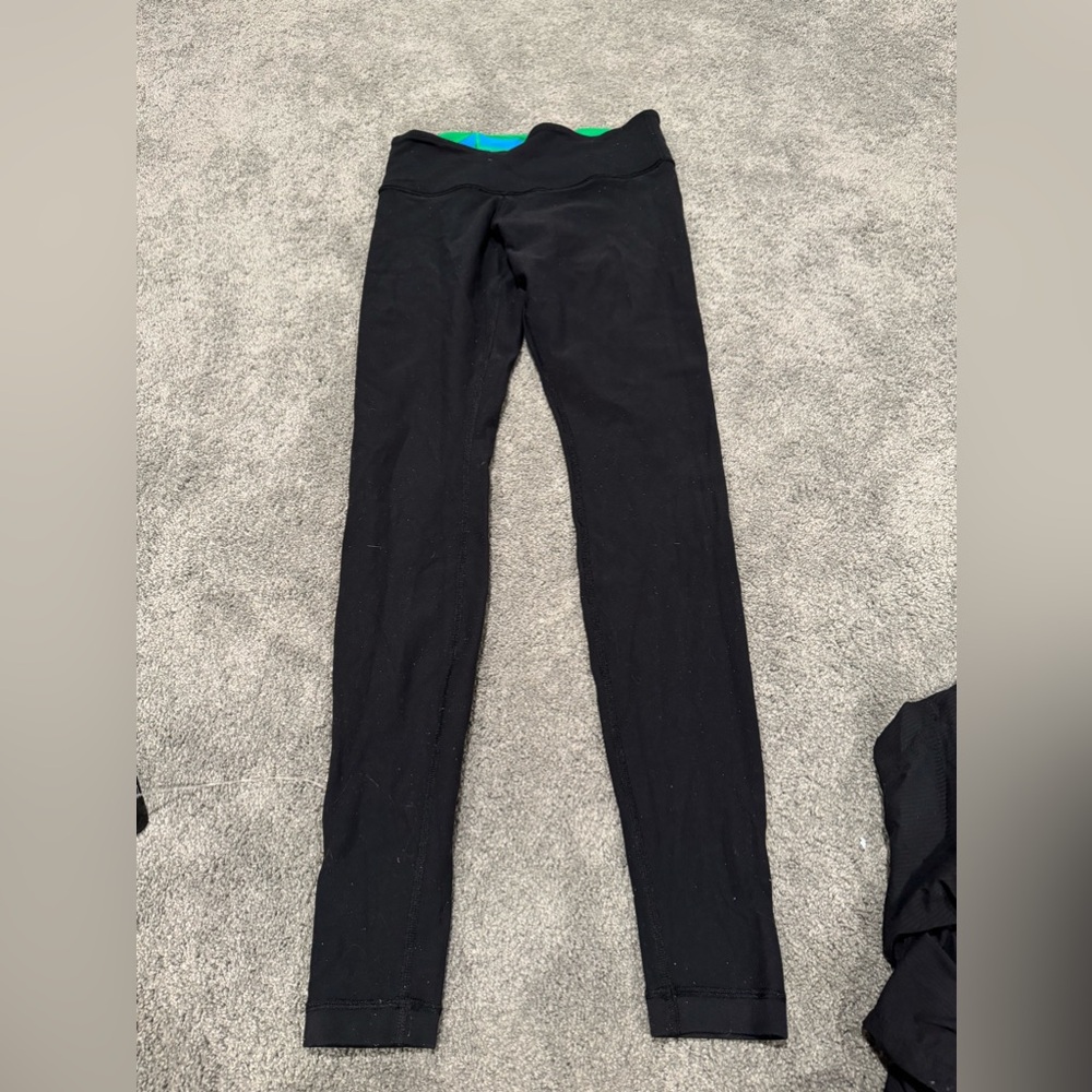 Reversible lululemon leggings